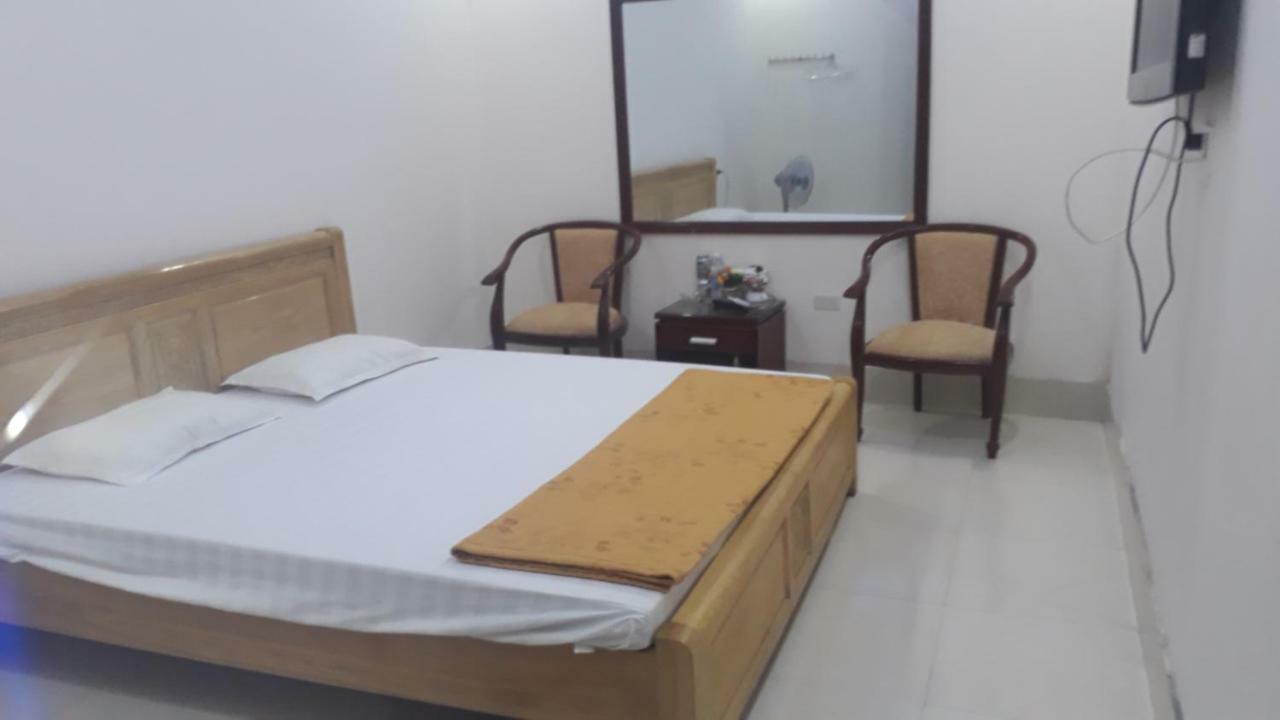 Bong Mai Motel Lang Duong Екстериор снимка